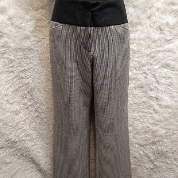 Express Woman's Black Editor Houndstooth Pattern Pants Size: 6R - Picture 1 of 9